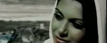 Gori Teri Aankhen Kahe Bollywood Lyrics (em) dil mein teri yaad basi tu (e) samjhega nahi (em) jo hai mere paas hai tera (e) mera kuch nahi. gori teri aankhen kahe bollywood lyrics