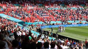 Die em bedeutet diesbezüglich keine ausnahme. Wembley Stadion 40 000 Zuschauer Bei Em Finale