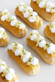 Passion Fruit Eclairs With Italian Meringue Lil Cookie Recipe Fruit Dessert Recipes Eclair Recipe Eclairs