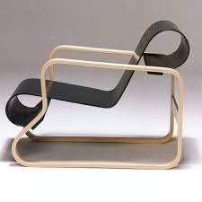 Paimio Chair By Alvar Aalto Alvar Aalto Chair Design Modernist Furniture