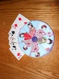 Easy to make playing card holder for little hands: Playing Card Holder Craft Tutorial On The Go Quilting