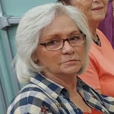 Violet Upton's Instagram, Twitter & Facebook