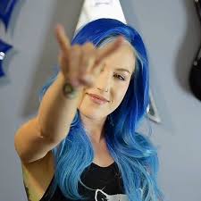 Polubienia 841 Komentarze 12 Alissa White Gluz Brazil Alissawhitegluzbrazil Na Instagramie Raise Your Horns Beastlingsbrazil Archenem Em 2020 My Idol Join me on my new #adventure: pinterest