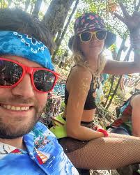 Cait 🍍 (@_itsyagirlcait_) • Instagram photos and videos