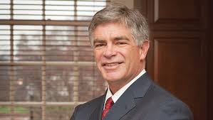 UD's former president to speak at Lyons forecast|UD's former president to  speak at Lyons forecast