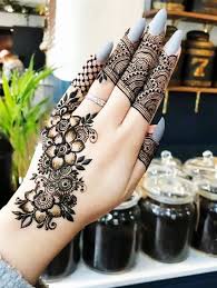 Shop pakistani style clothing, dresses, fashion accessories, jewellery & watches at affordable prices and pay cash on delivery! 900 Finger Henna Ideas In 2021 Finger Henna Henna Designs Henna
