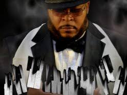 Kojo Davis's Instagram, Twitter & Facebook