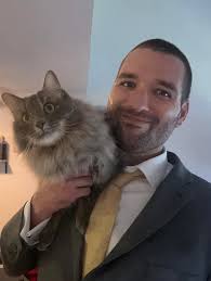 Collecting Tempest Hawks in French from Colmar, France