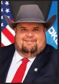 Hendrix announces his retirement as Hilldale basketball coach