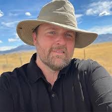 Jennifer Mcgrew's Instagram, Twitter & Facebook