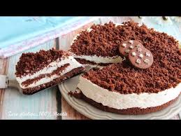 Un'irresistibile cheesecake estiva preparata senza cottura con base di biscotti secchi. Sbriciolata Al Cacao E Panna Senza Cottura Youtube