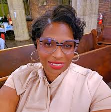 This week, we welcomed six new Detroit Police Reserve Officers to our  department. Congratulations to these new officers who will help our sworn  officers with day-to-day duties. Thank you for your service. #