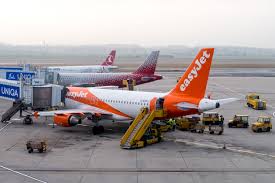 This would be the fastest civilian transport aircraft in the world. How Fast Do Passenger Planes Fly Kn Aviation