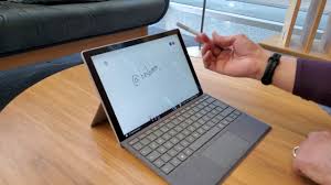 Microsoft Surface Pro 7 Review ÙØ§ÙÙØ±ÙØ³ÙÙØª Ø³ÙØ±ÙØ³ Ø¨Ø±Ù 7 Ø§ÙØ¶Ù ÙØ§Ø¨ØªÙØª ÙØªØ­ÙÙ 2020 Youtube مايكروسوفتلابتوب سيرفس برو 7 بشاشة مقاس 12.3 بوصة ومعالج كور i5 ونظام تشغيل ويندوز 10 وذاكرة رام سعة 8 جيجابايت ومحرك أقراص ssd سعة 256 جيجابايت وبطاقة رسومات إنتل آيريس بلس بلاتين. microsoft surface pro 7 review ÙØ§ÙÙØ±ÙØ³ÙÙØª Ø³ÙØ±ÙØ³ Ø¨Ø±Ù 7 Ø§ÙØ¶Ù ÙØ§Ø¨ØªÙØª ÙØªØ­ÙÙ 2020