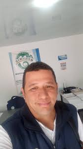 #noesgrandeelquesiempretriunfasinoelquenuncasedaporvencido 5am 17:00