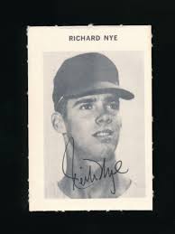 1969 Milton Bradley #204 Richard Nye Rich Nye signed auto autograph clean