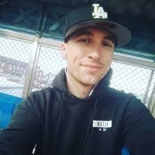 Cassie Jeffries's Instagram, Twitter & Facebook