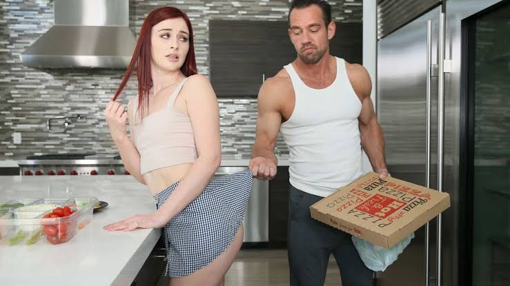 Danni Rivers Fucks Step Daddy While Mommy Is Out