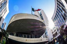 La constitución de 1857 fue terminante y llevó a la supresión del senado, teniendo estipulado en su artículo 51 que el poder legislativo fuese unicamaral. Cercan Accesos Del Senado Para Instalacion De Comision Permanente La Otra Opinion