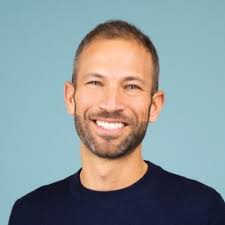 Learn about the Mentors helping entrepreneurs in our program