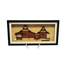 Rumah tradisional ini telah dipindahkan dari pulau rusa, terengganu dan dibina semula di frim. Rumah Tradisional Melayu Melaka Mycraftshoppe Global Reach Local Identity