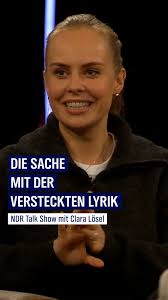 Sebastian Fitzek gehört seit vielen Jahren zu den erfolgreichsten und  meistgelesenen Schriftstellern in Deutschland. In seinen Büchern verbreitet  er meist eine düstere, oft albtraumhafte Atmosphäre. Es wimmelt von  Psychopathen, die brutal ihr