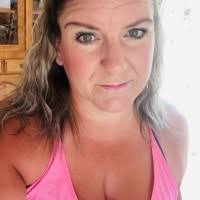 300+ perfiles de «Maclean»