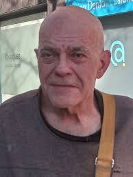 Hola nosotros somos originarios de México DF y ahora vivimos en Houston,  TX, USA hace 3 años, mi padre vivió sus últimos años en San Luis Potosi,  tengo dos hijos, aquí les