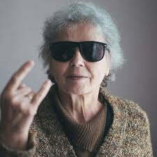 8 Signs You're The George Costanza Of Your Group Of Friends