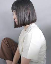 ボブ 髪の量が多い人におすすめヘアスタイル 髪型 lala magazine ララマガジン ヘアスタイル ボブ ショートのヘアスタイル ボブヘア