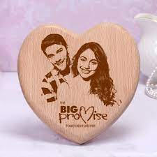 Find unique couple gifts to celebrate an engagement, a wedding, or a new home. Buy Personalized Gifts For Couples Online Best Personalized Gifts Igp Com