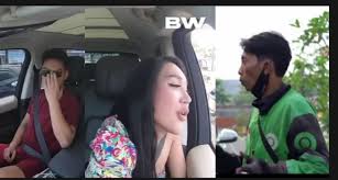 Ojol prank pake lagu lathi, pengunjung cafe pada ketakutan. Bikin Syok Driver Ojol Dan Satpam Lucinta Luna Prank Pakai Suara Asli Boy William Sampai Tertawa Ngakak Seputar Tangsel