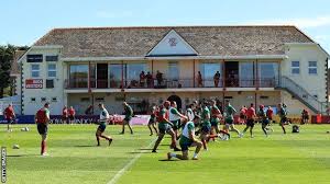 The representation of the lion on the british emblems are that of the lion that is standing on its hind legs. British And Irish Lions 2021 Jersey Training Camp Praised By Players Bbc Sport