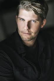 Morgan LeBlanc's Instagram, Twitter & Facebook