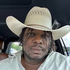 Clay Whiting's Instagram, Twitter & Facebook