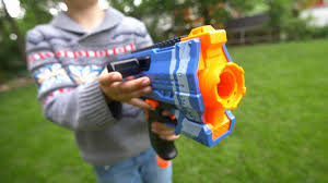With a high capacity dart drum that can hold 25 nerf ultra darts at once, this nerf gun allows you to fire and reload fast. Woman Nearly Blinded In One Eye Amid Doctor Warnings About Nerf Toy Guns Ctv News