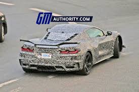 Tremec transmission learns your pattern of behavior and, when it senses it should, it will hold the gear for longer to enable better throttle response. Chevrolet Corvette C8 Z06 Info Specs Wiki Gm Authority