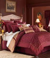 Black and gold bedroom contain a combination that is excellent for building a luxurious look in the most private room in your house. Burgundy And Gold Bedroom Ideas Design Corral