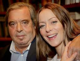 A iniciativa de criar um novo partido partiu do mesmo grupo de pessoas que, em maio de 2018, esteve na origem do lançamento do movimento associativo. Joana Amaral Dias Denuncia Negligencia E Incompetencia Do Sistema Nacional De Saude