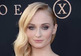 « Game of Thrones » : à 13 ans, Sophie Turner a passé les auditions en  cachette - Elle