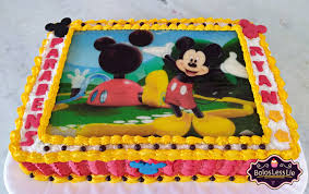 Bizcocho De Mickey Mouse Redondo Bolo Mickey Chantilly Mickey Mouse Cake Mouse Cake Cake