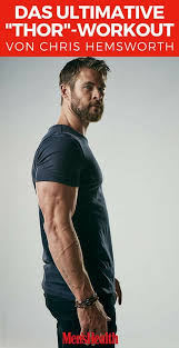 Thor Star Chris Hemsworth Verrat Das Geheimnis Seiner Superkrafte Und Sein Ultimatives Hammer Training Trainieren Training Manner Chris Hemsworth