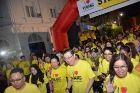 🇲🇾 # ilovemyrun 🗓 8 sep 2019 (sunday) 🏁 penang times square 🏆 6:30am 10km (competitive) 👨‍👩‍👧‍👦 7:00am 3km (fun run/walk). I Love Penang Run 2019 Buletin Mutiara