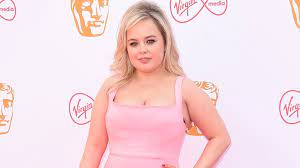 Nicola cavallaro — nero in viso 04:08. Derry Girls Star Nicola Coughlan Responds After Bafta Dress Comment Bbc News