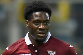 Leeds n'abandonne pas le dossier Ola Aina