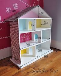 Resultat De Recherche D Images Pour Diy Maison De Poupee Sur Roulettes Barbie Barbie Boneca Doll House Plans Diy Barbie House Barbie Doll House