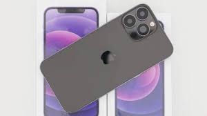 The iphone 13 pro max is apple's biggest phone in the lineup with a massive, 6.7 screen that for the first time in an iphone comes with 120hz promotion display that ensures super smooth scrolling. Iphone 13 Pro Max So Sollte Apples Flaggschiff Aussehen Nach Welt