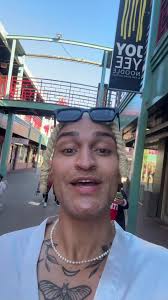 What to Eat at Joy Yee