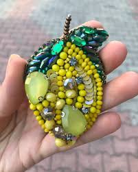 21 Begenme 0 Yorum Instagram Da Tugce Isleme Bros Tugceisleme Sevilen Modellerden Limon Papatya Ananas Ve Tavus Kusu Bros Farkli Boncuk Bros Taki