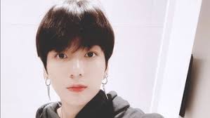 Jungkook is the main vocalist of the sensational boy group bts. Sebabkan Kecelakaan Jungkook Bts Minta Maaf
